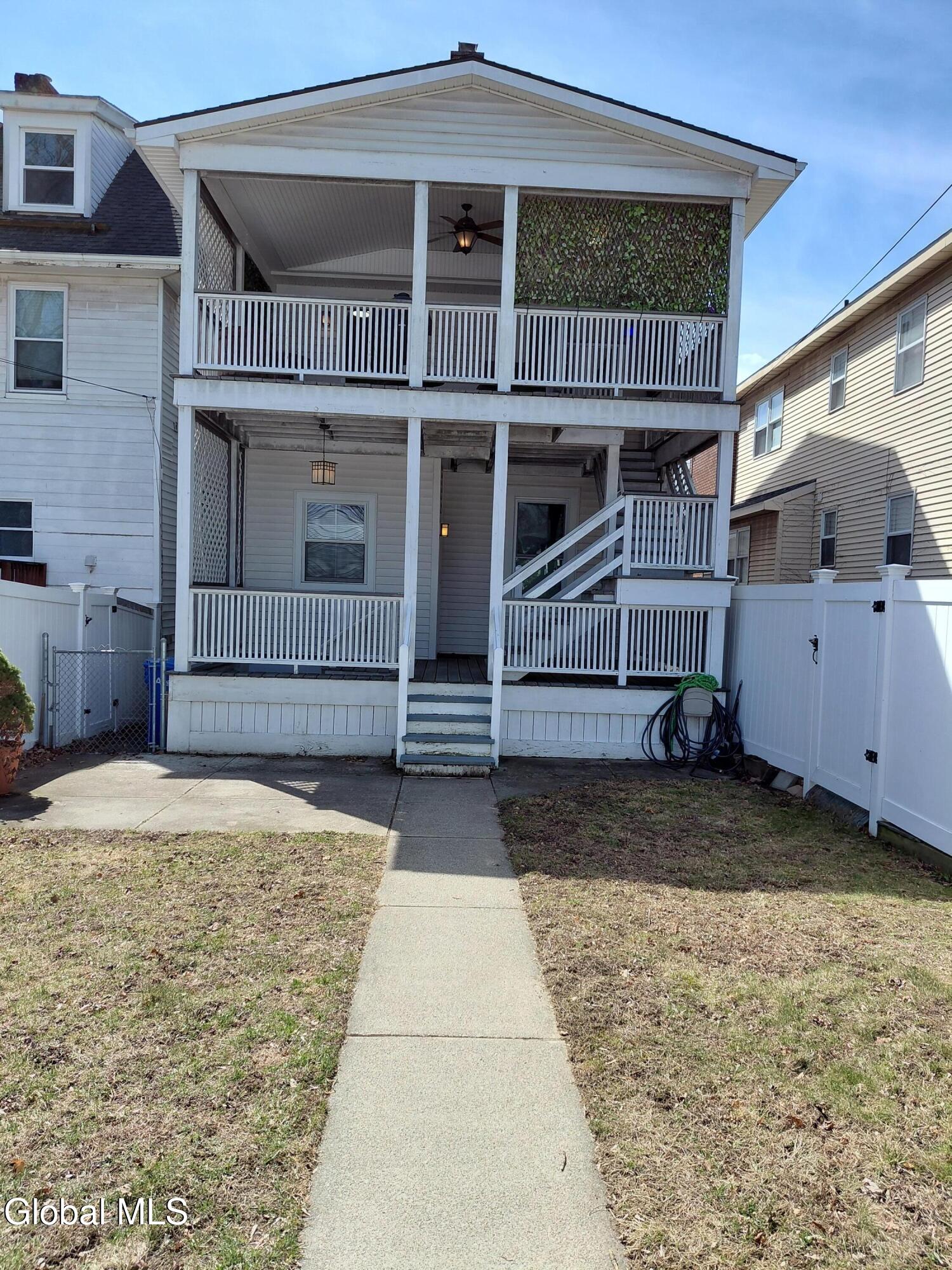835 Lancaster Street Albany NY 12203