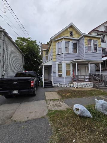 4 Hawk Street Schenectady NY 12307