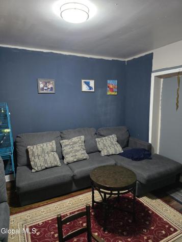 4 Hawk Street Schenectady NY 12307