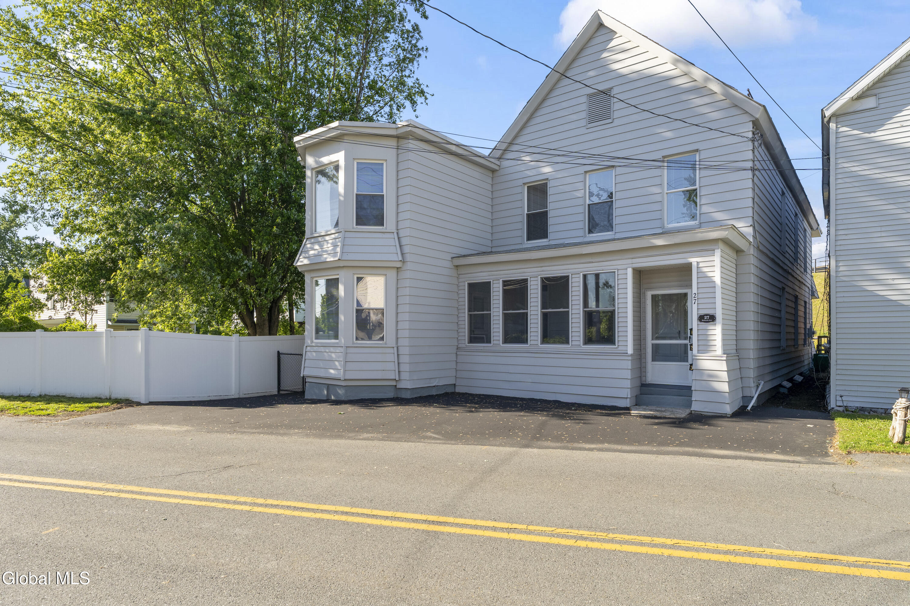 27 Mohawk Avenue Waterford NY 12188