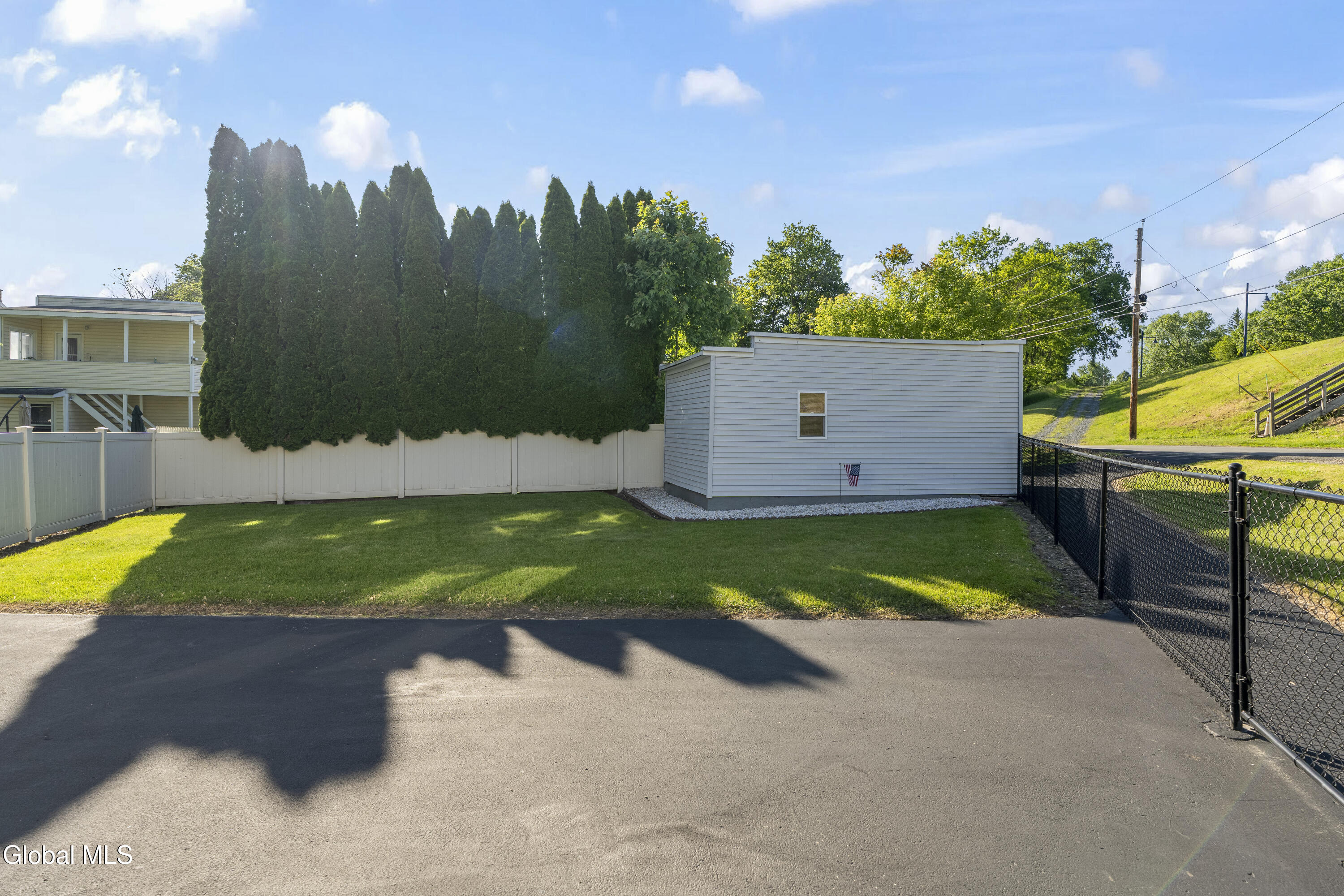 27 Mohawk Avenue Waterford NY 12188
