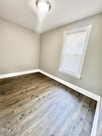 27 Mohawk Avenue Waterford NY 12188