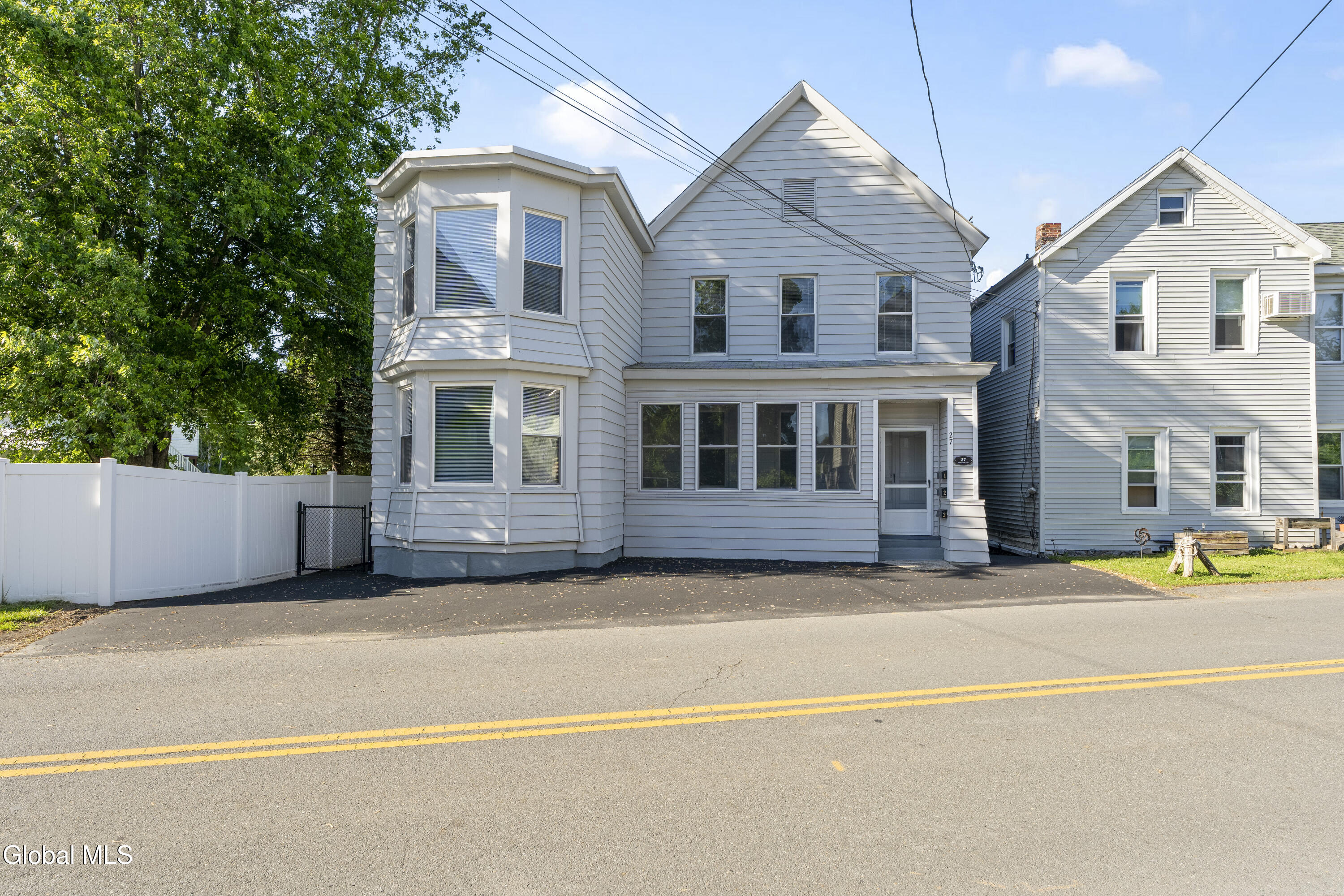 27 Mohawk Avenue Waterford NY 12188