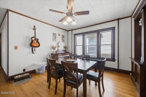 20 Alden Avenue Albany NY 12209