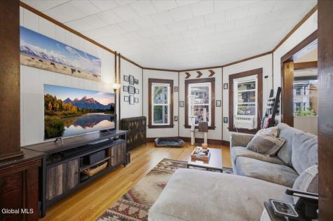 20 Alden Avenue Albany NY 12209