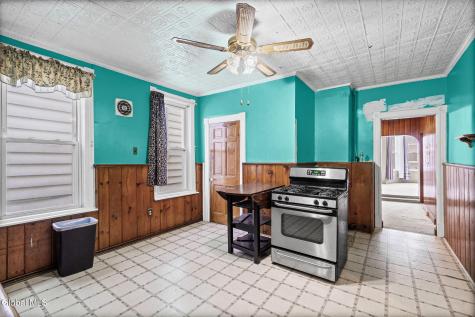 1622 6th Avenue Watervliet NY 12189