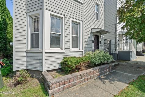 1622 6th Avenue Watervliet NY 12189