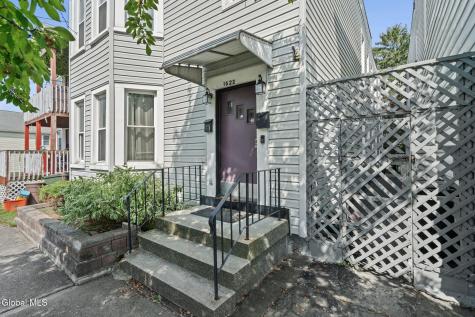 1622 6th Avenue Watervliet NY 12189