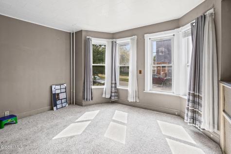 1622 6th Avenue Watervliet NY 12189
