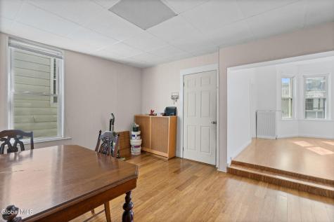 1622 6th Avenue Watervliet NY 12189