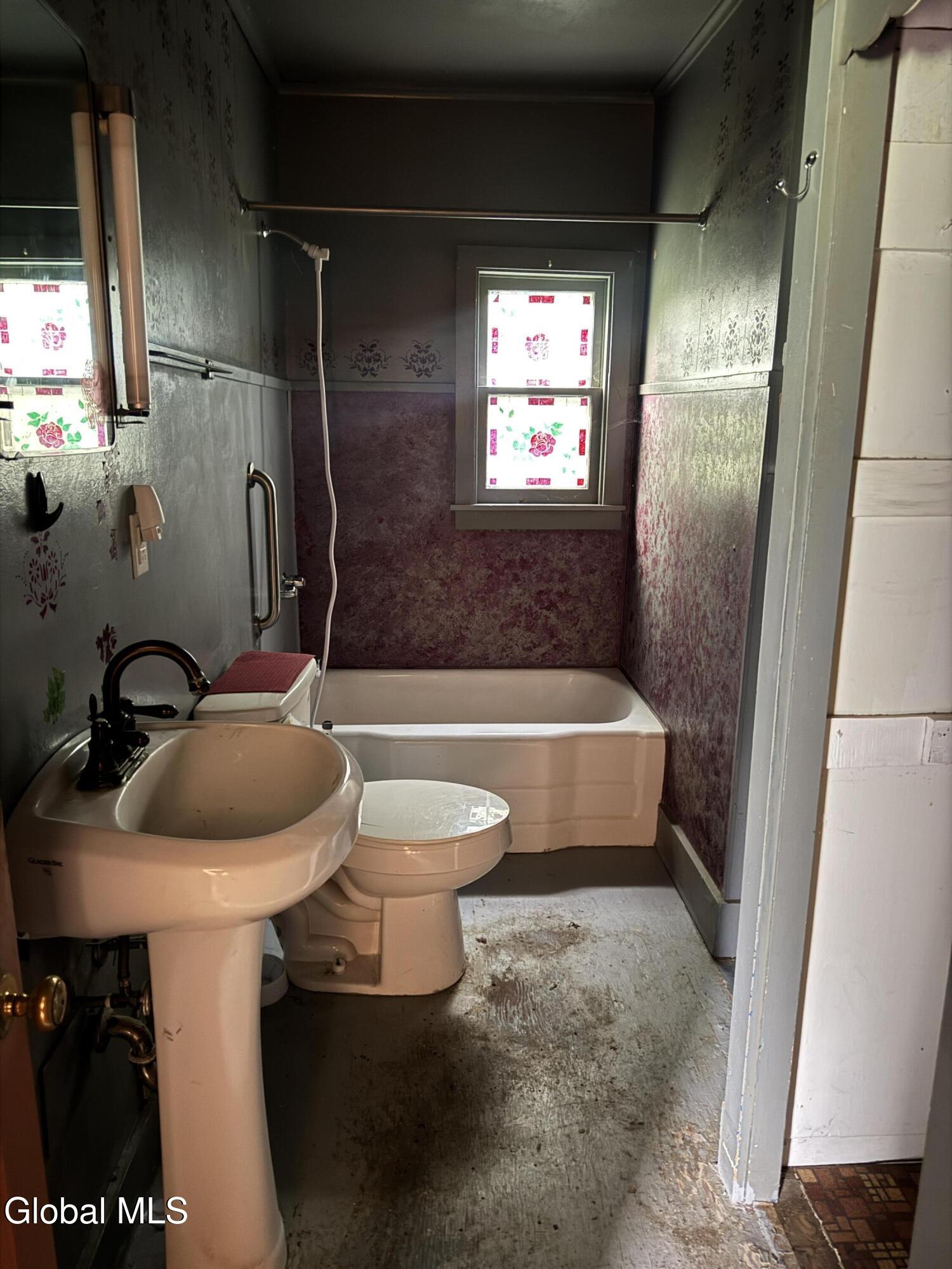 67 N Main Street Mayfield NY 12117