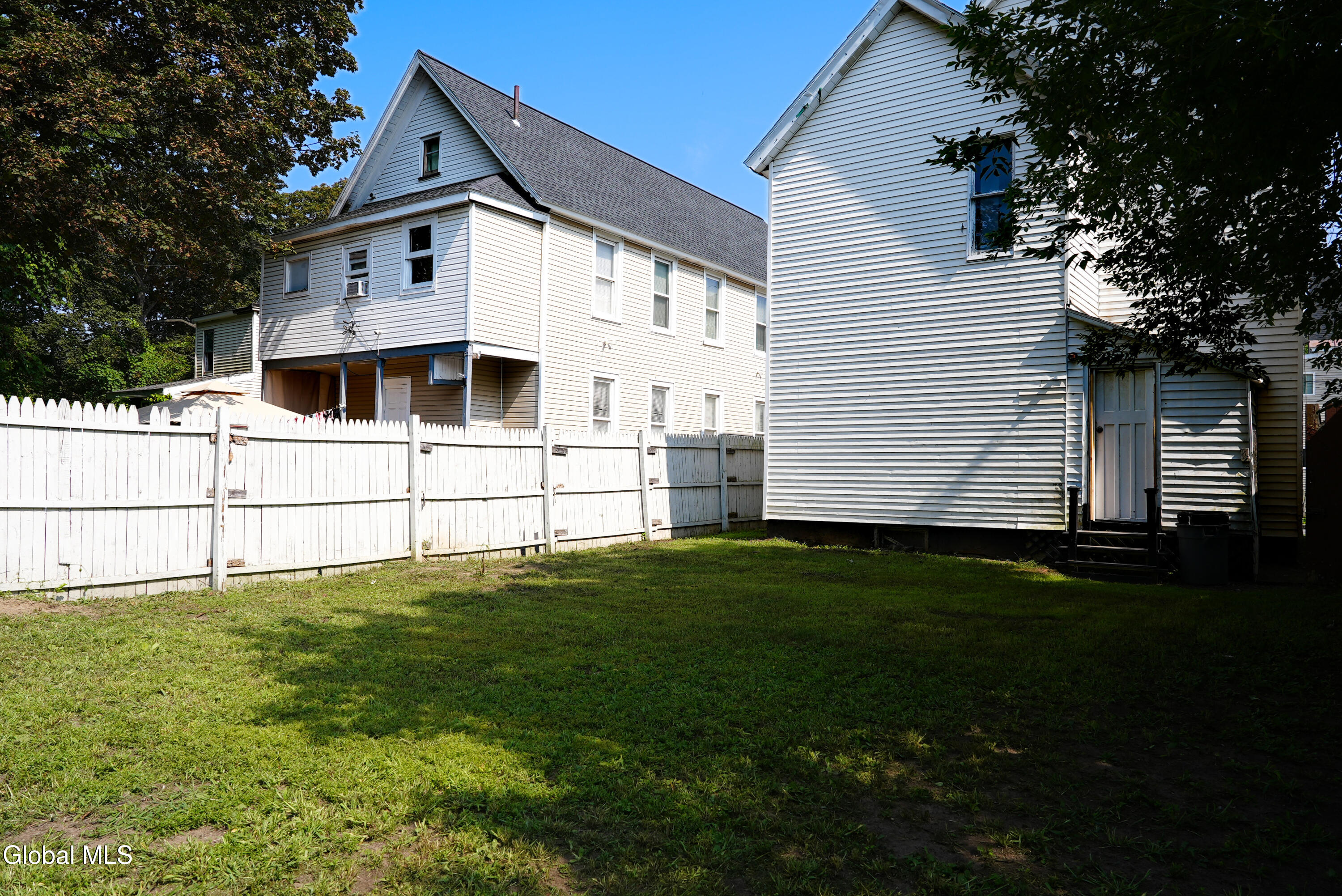 21 Grove Place Schenectady NY 12307