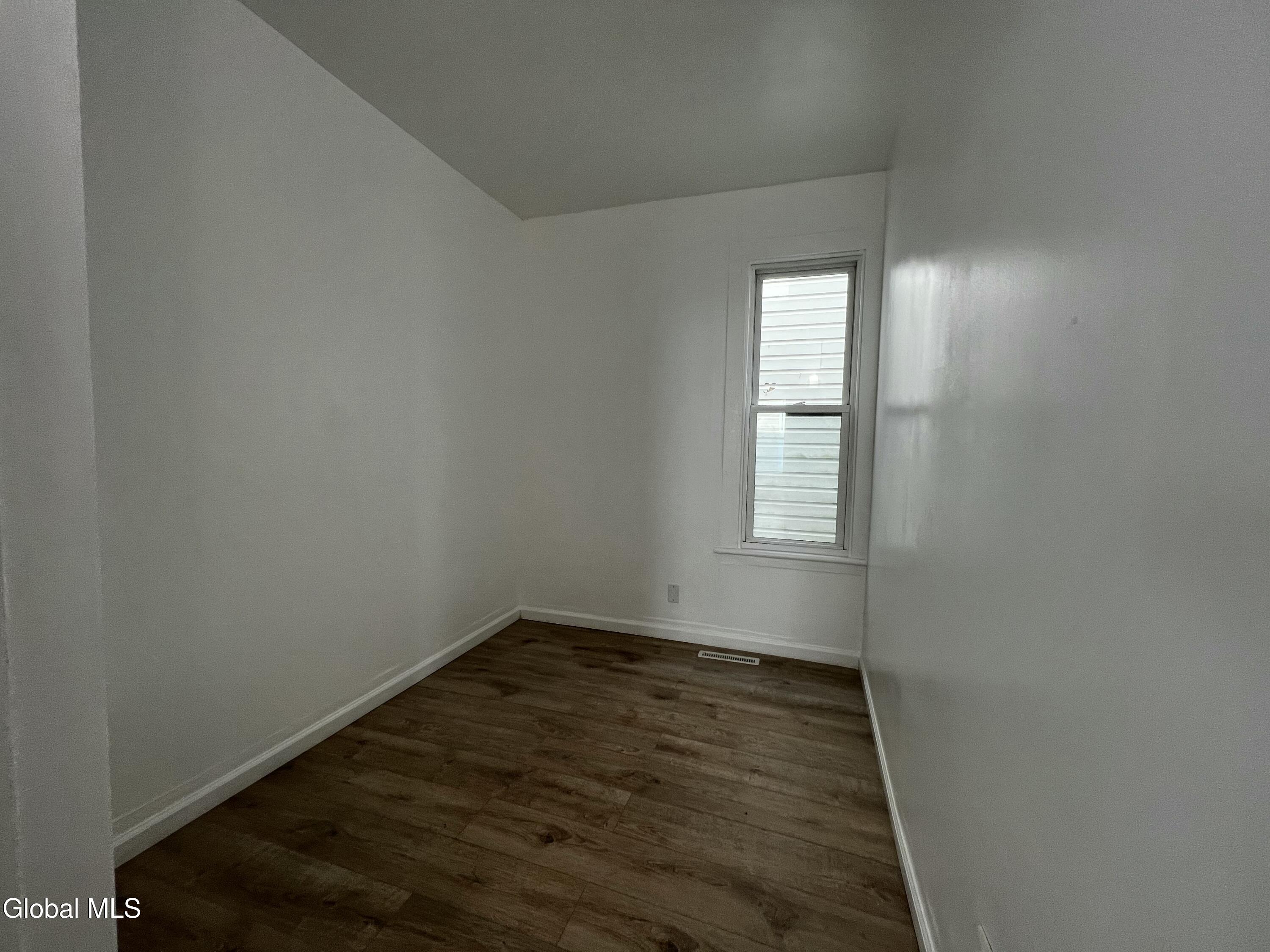 21 Grove Place Schenectady NY 12307