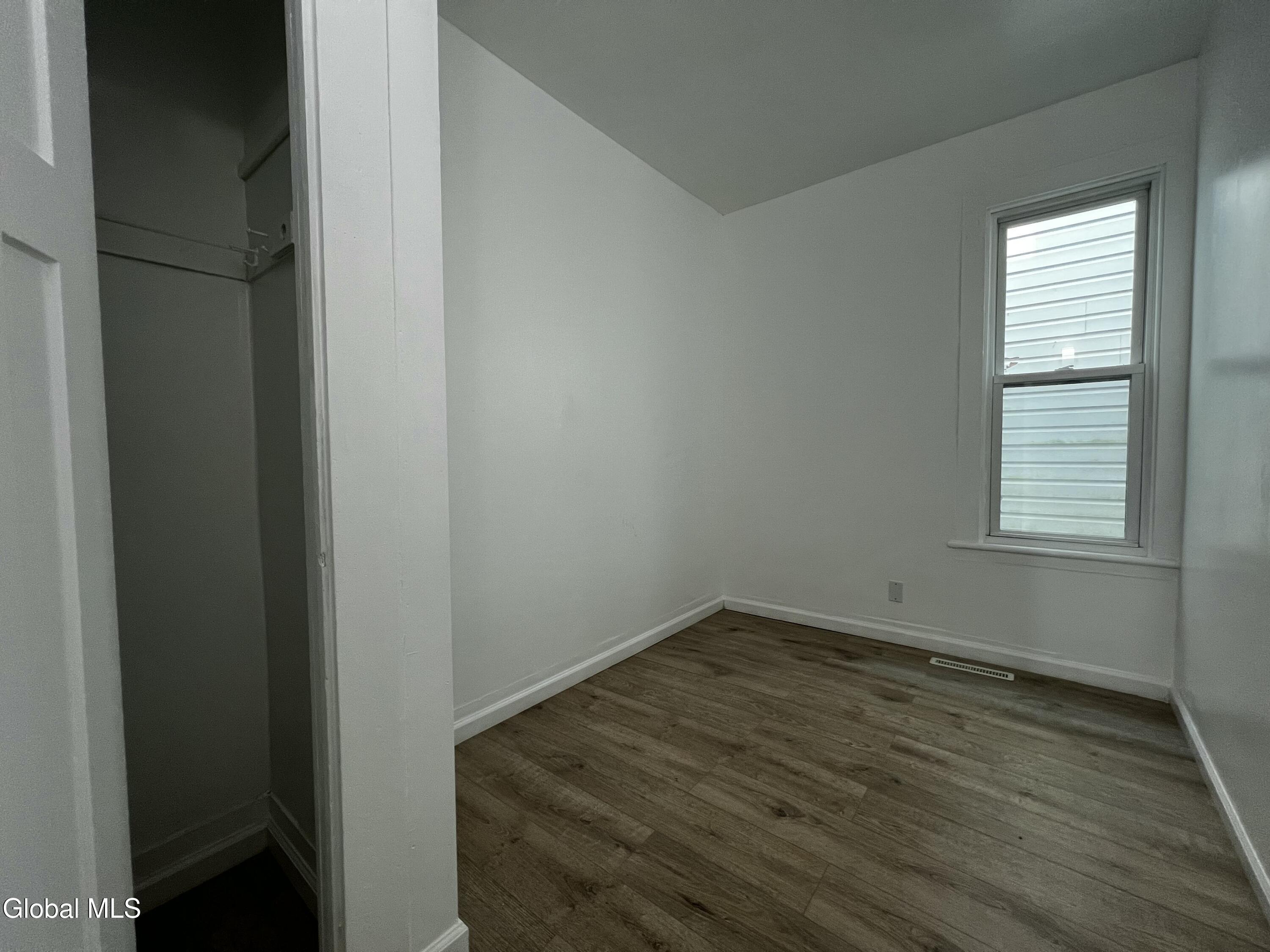 21 Grove Place Schenectady NY 12307