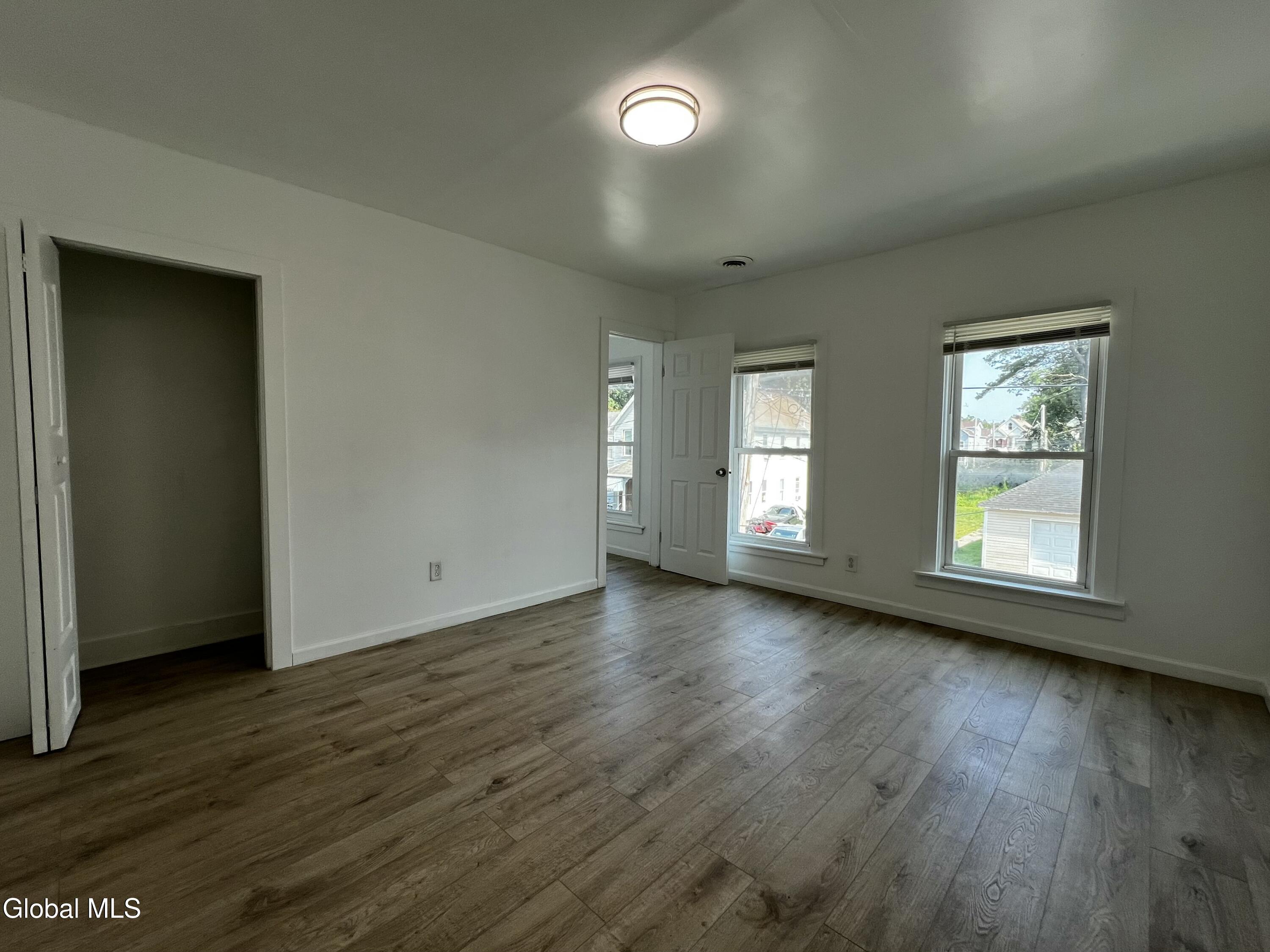 21 Grove Place Schenectady NY 12307