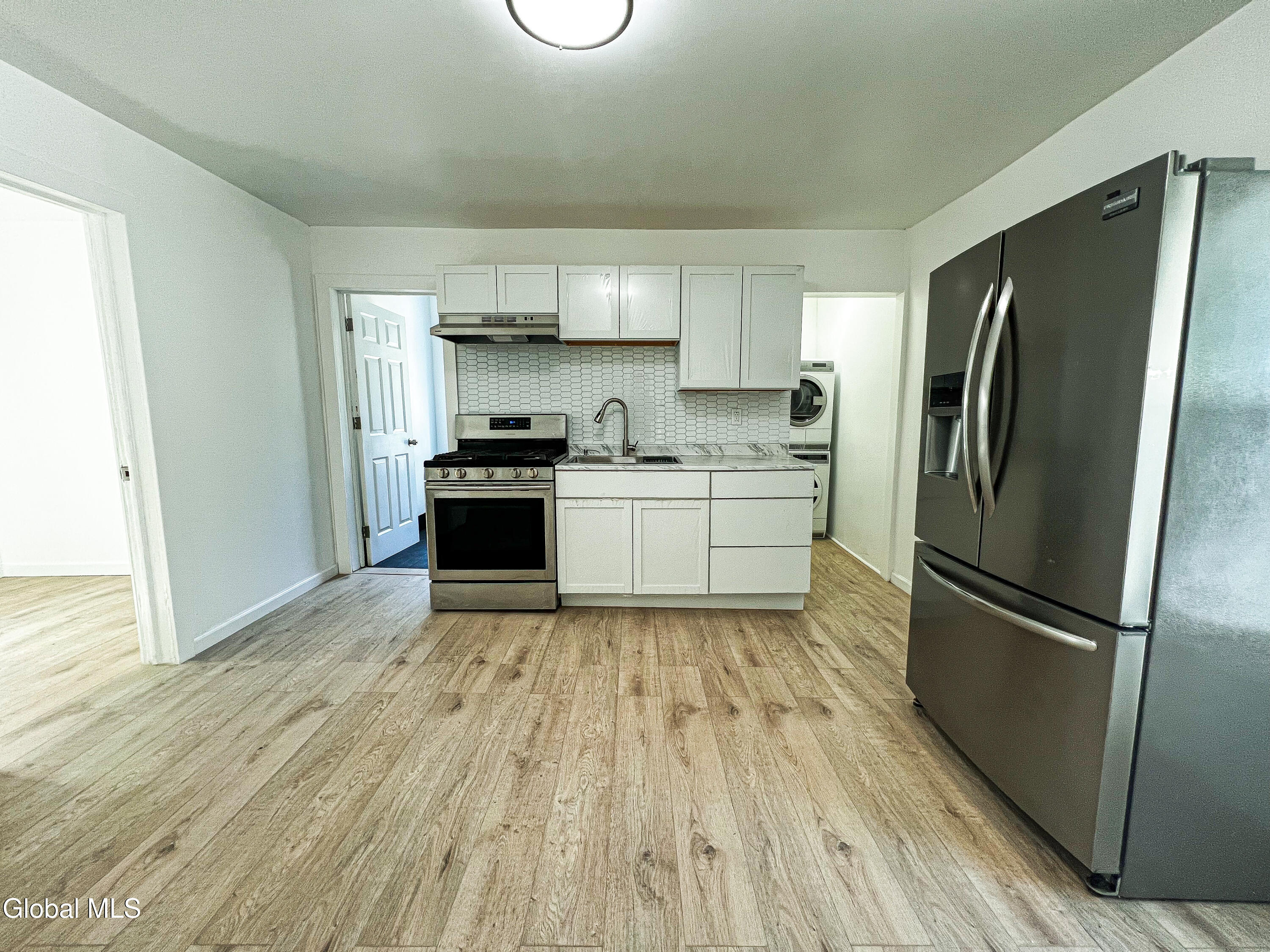 21 Grove Place Schenectady NY 12307