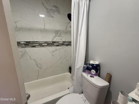 94 3rd Avenue Gloversville NY 12078