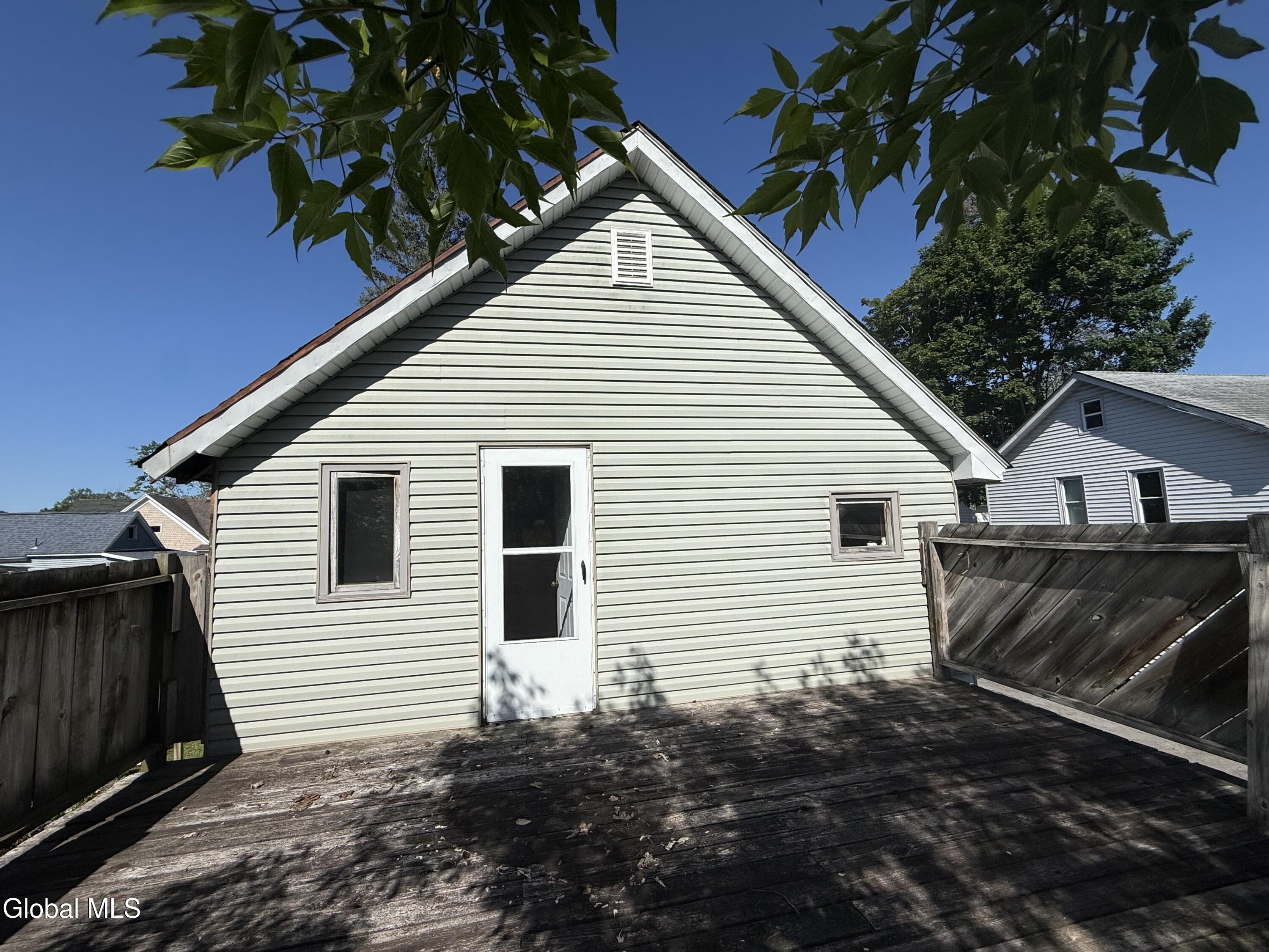 94 3rd Avenue Gloversville NY 12078