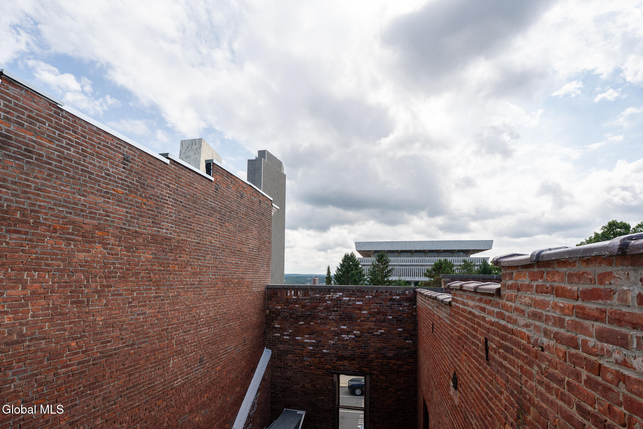 156 S Swan Street Albany NY 12210