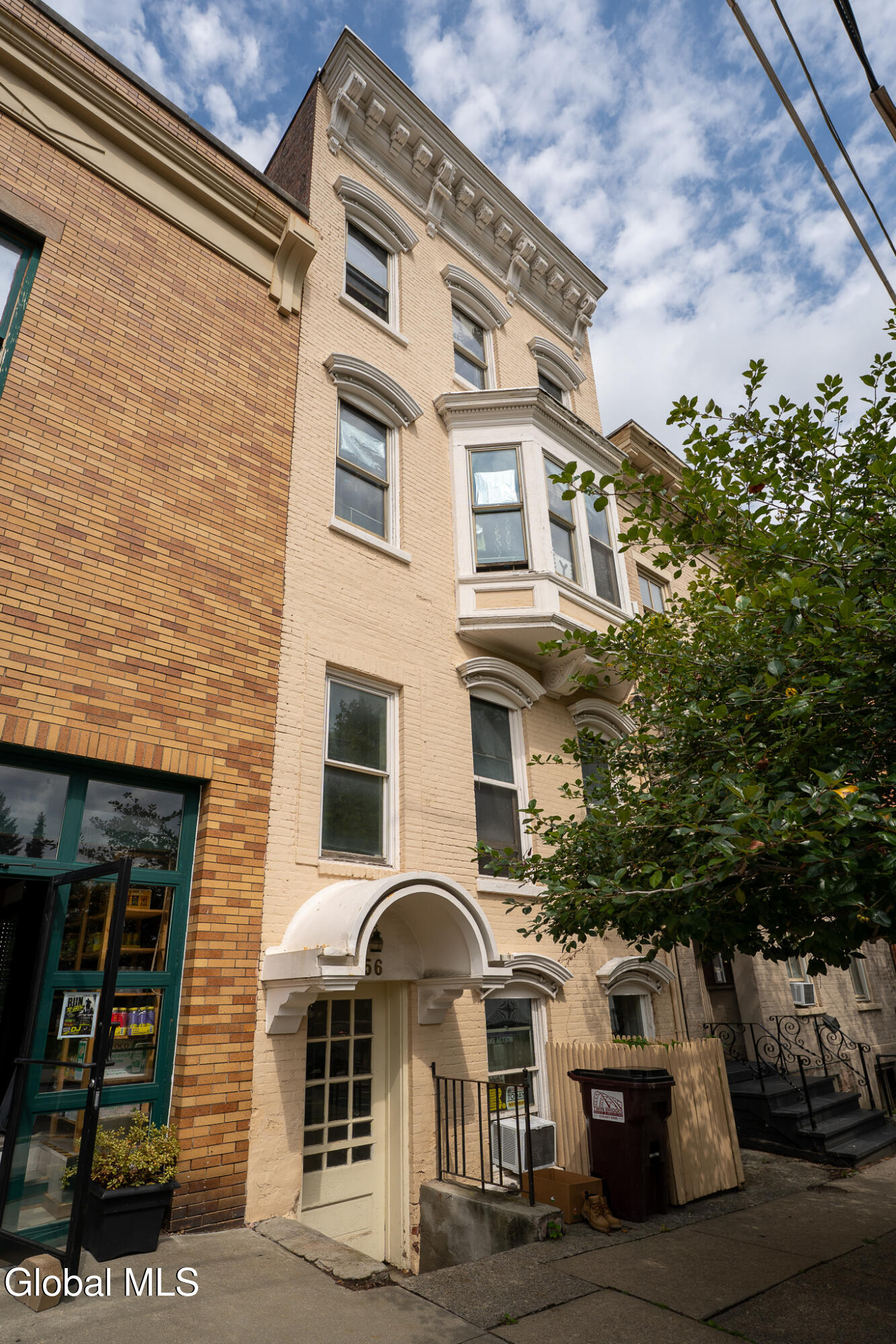 156 S Swan Street Albany NY 12210