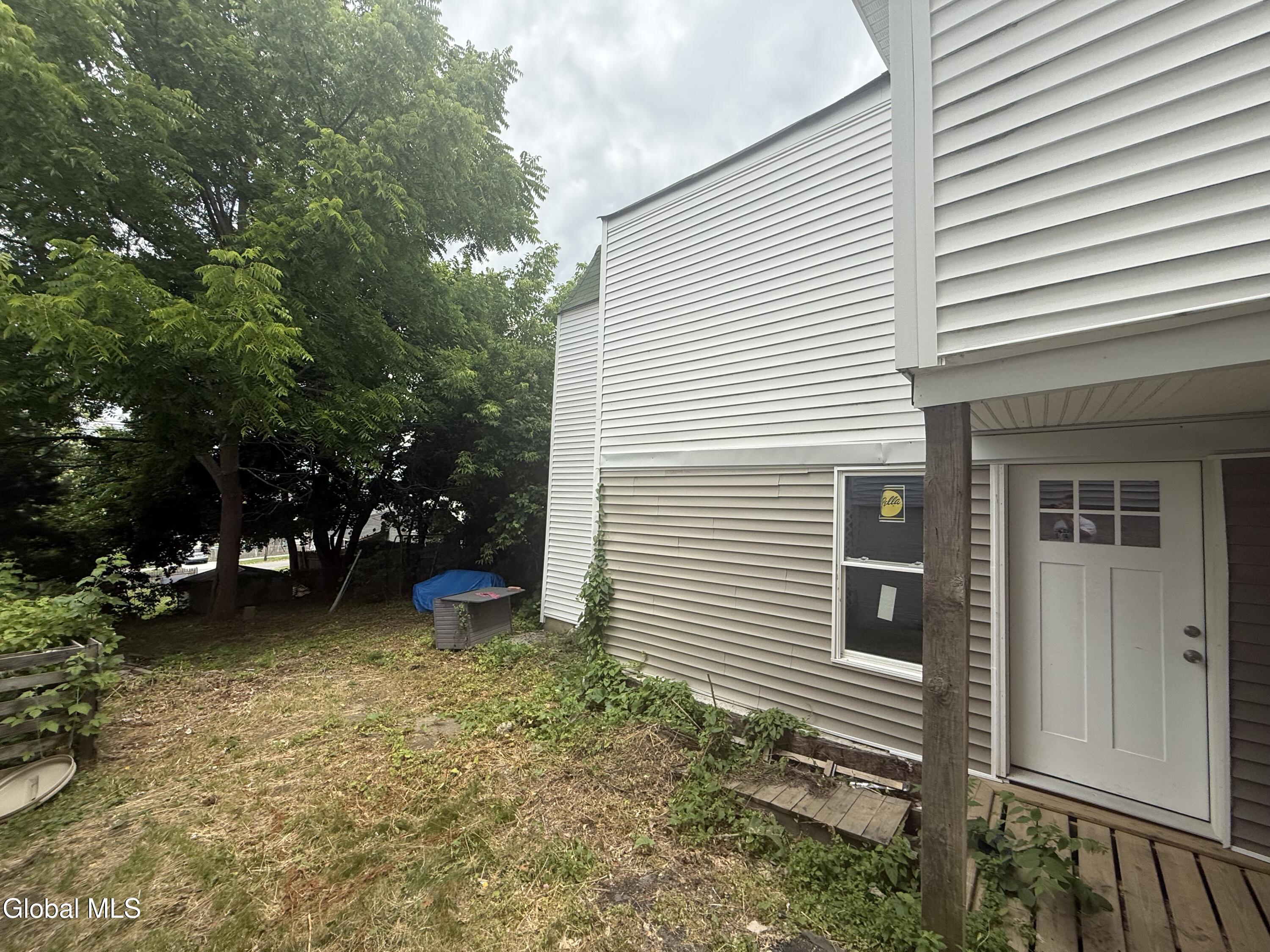 1031 3rd Street Rensselaer NY 12144