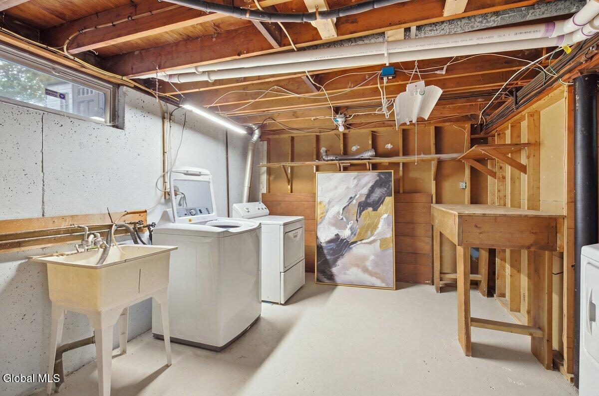 11 Harold Avenue Latham NY 12110