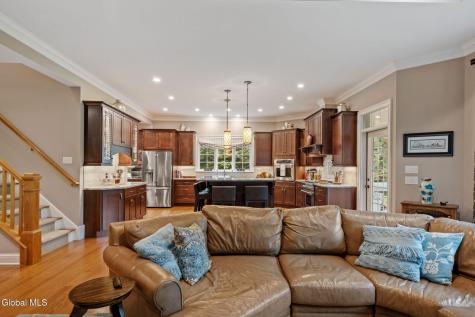 6 Calvin Court Saratoga Springs NY 12866