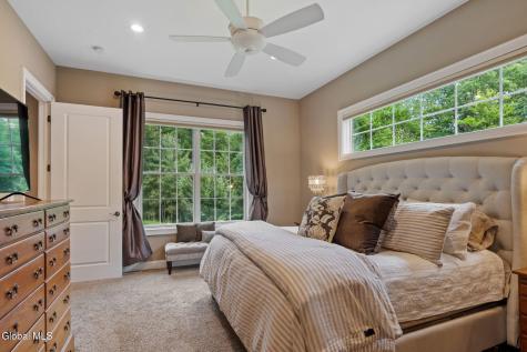 6 Calvin Court Saratoga Springs NY 12866