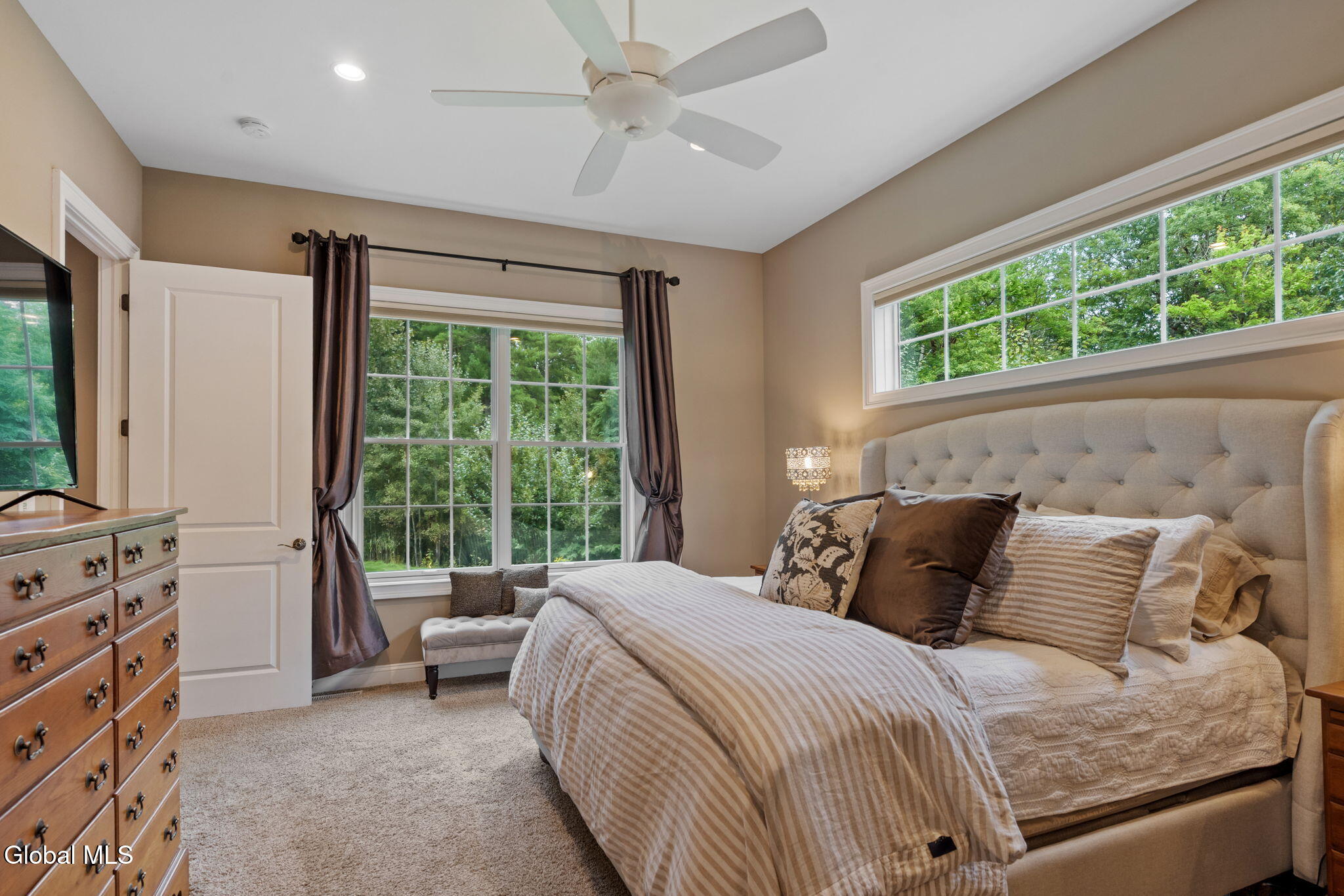 6 Calvin Court Saratoga Springs NY 12866