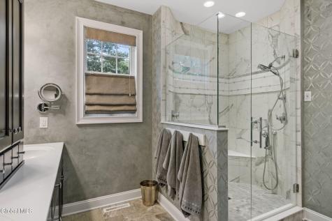 6 Calvin Court Saratoga Springs NY 12866