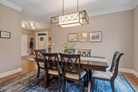 6 Calvin Court Saratoga Springs NY 12866