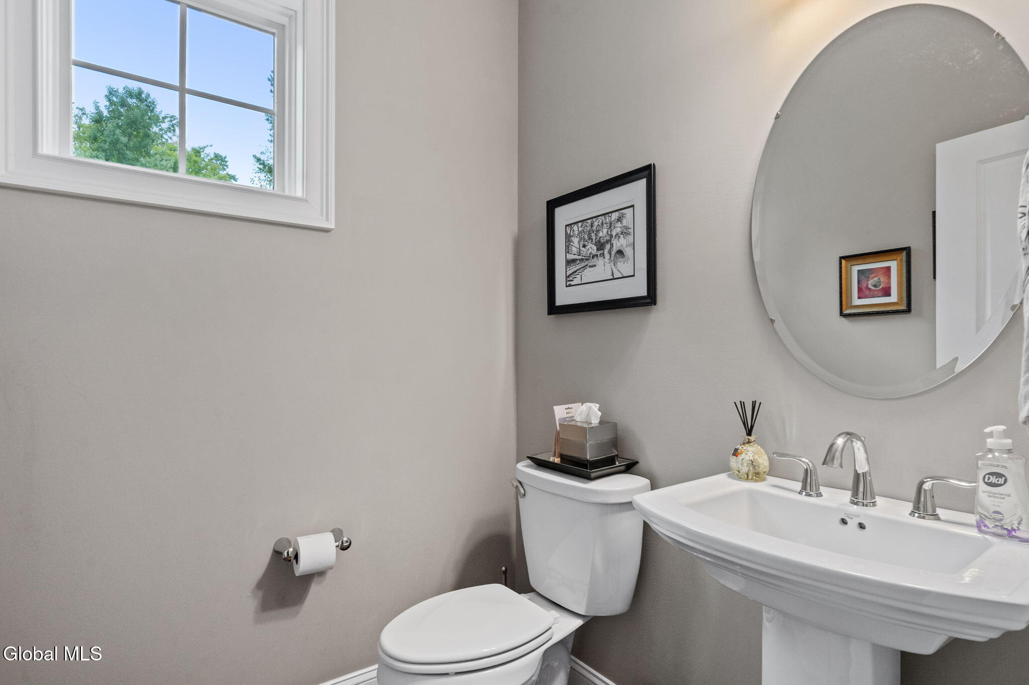 6 Calvin Court Saratoga Springs NY 12866