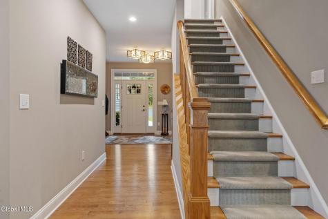 6 Calvin Court Saratoga Springs NY 12866