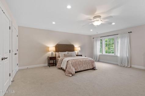 6 Calvin Court Saratoga Springs NY 12866
