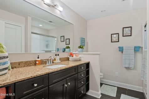 6 Calvin Court Saratoga Springs NY 12866