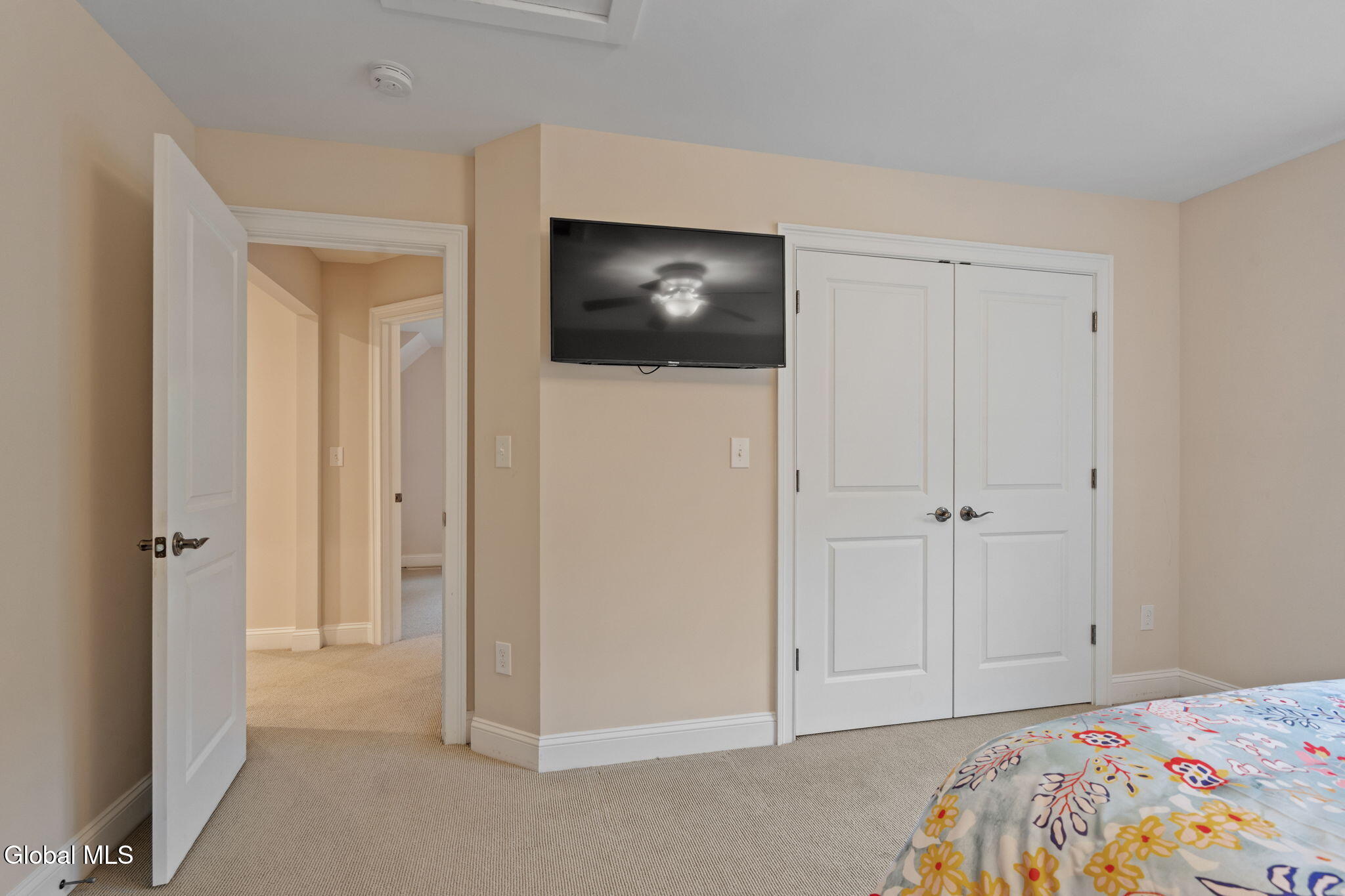 6 Calvin Court Saratoga Springs NY 12866