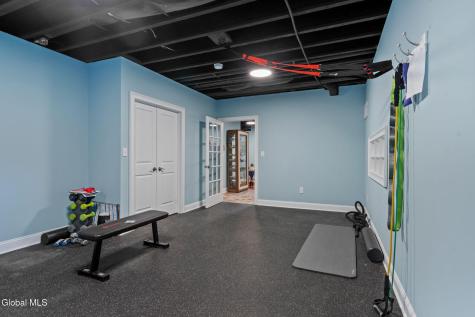 6 Calvin Court Saratoga Springs NY 12866