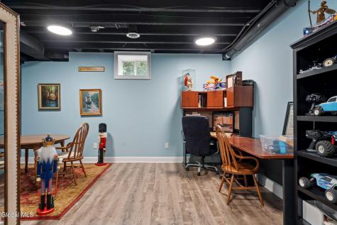 6 Calvin Court Saratoga Springs NY 12866