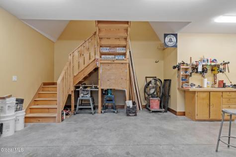 6 Calvin Court Saratoga Springs NY 12866