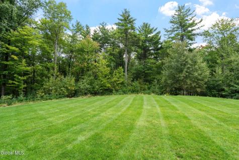6 Calvin Court Saratoga Springs NY 12866