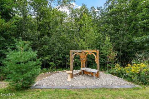 6 Calvin Court Saratoga Springs NY 12866