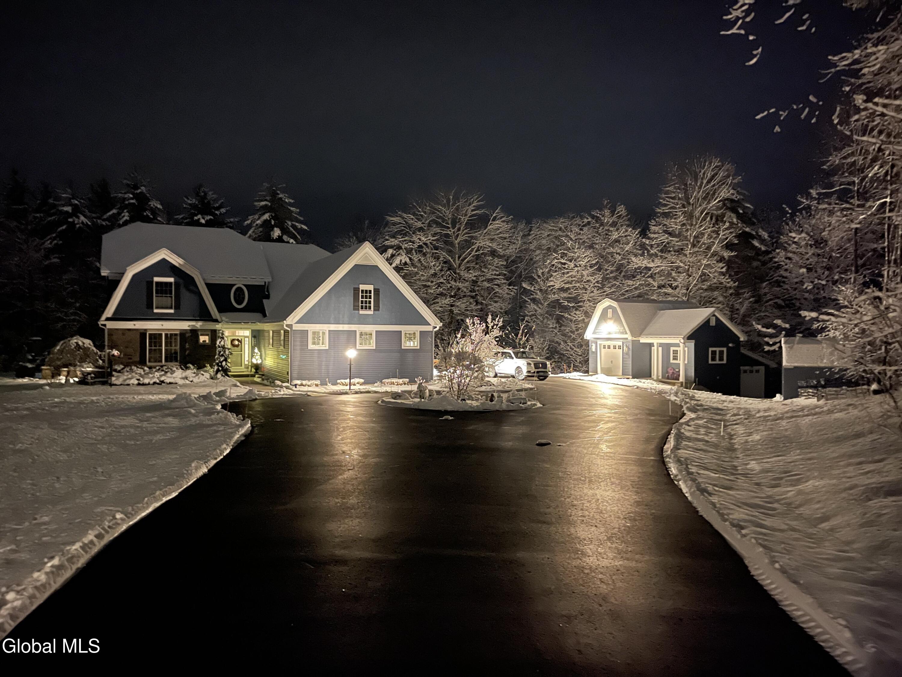 6 Calvin Court Saratoga Springs NY 12866