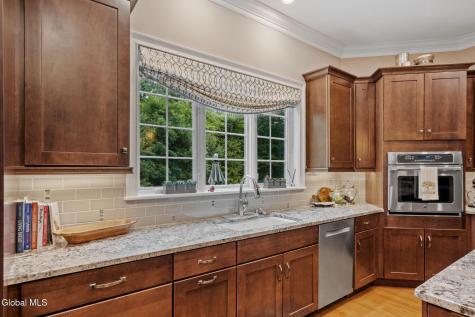 6 Calvin Court Saratoga Springs NY 12866