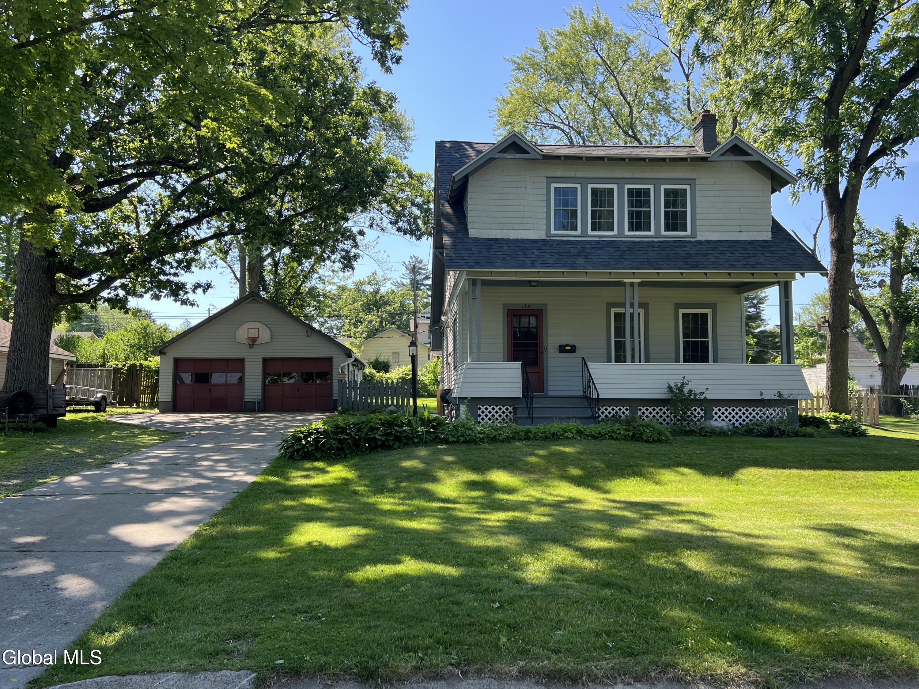 138 Eastholm Road Schenectady NY 12304