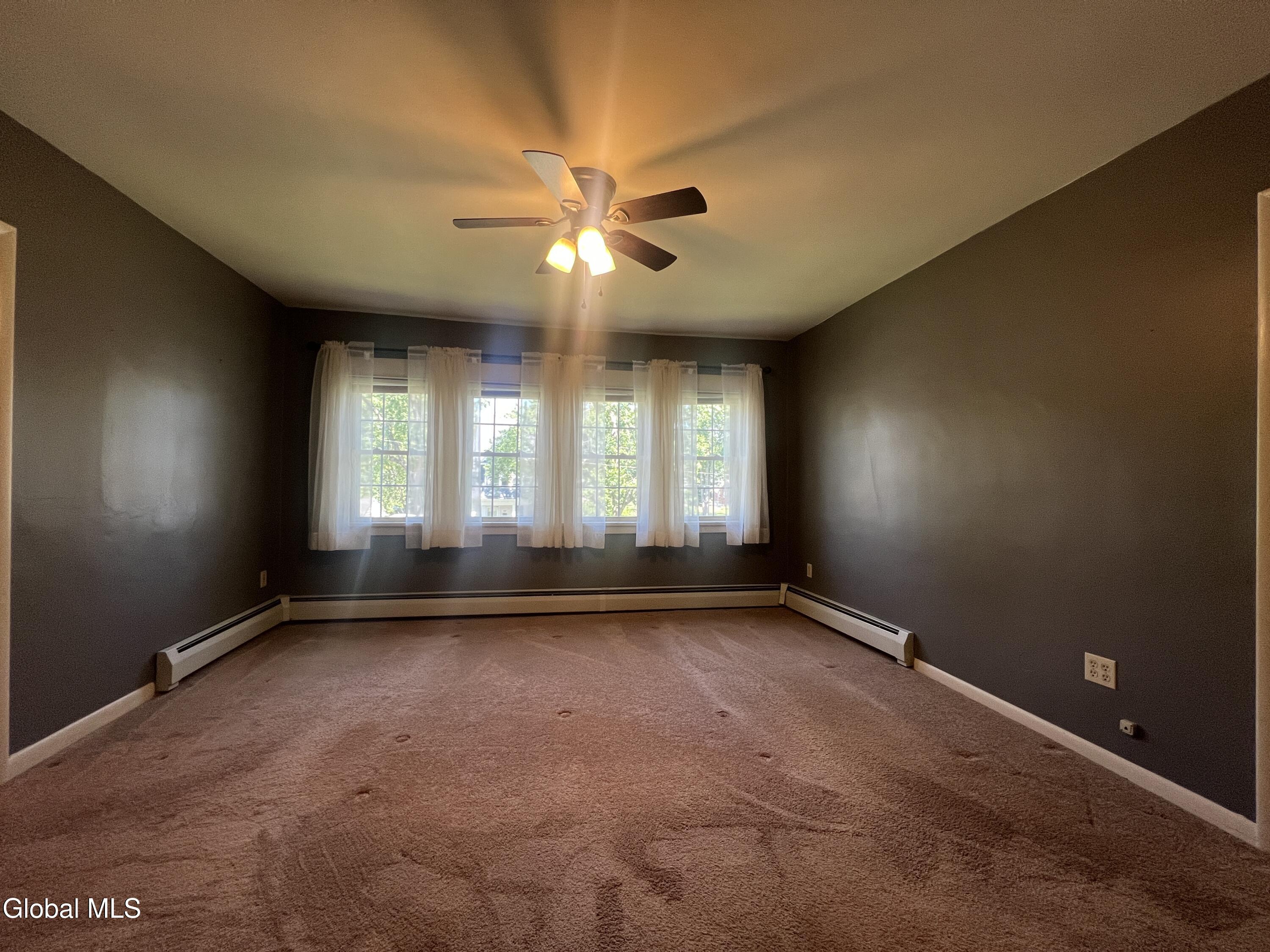 138 Eastholm Road Schenectady NY 12304