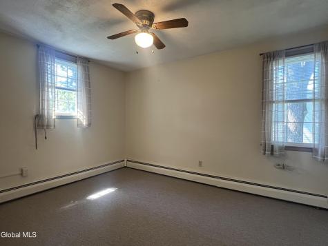 138 Eastholm Road Schenectady NY 12304