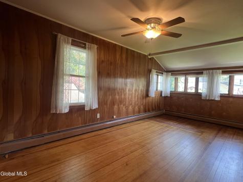 138 Eastholm Road Schenectady NY 12304