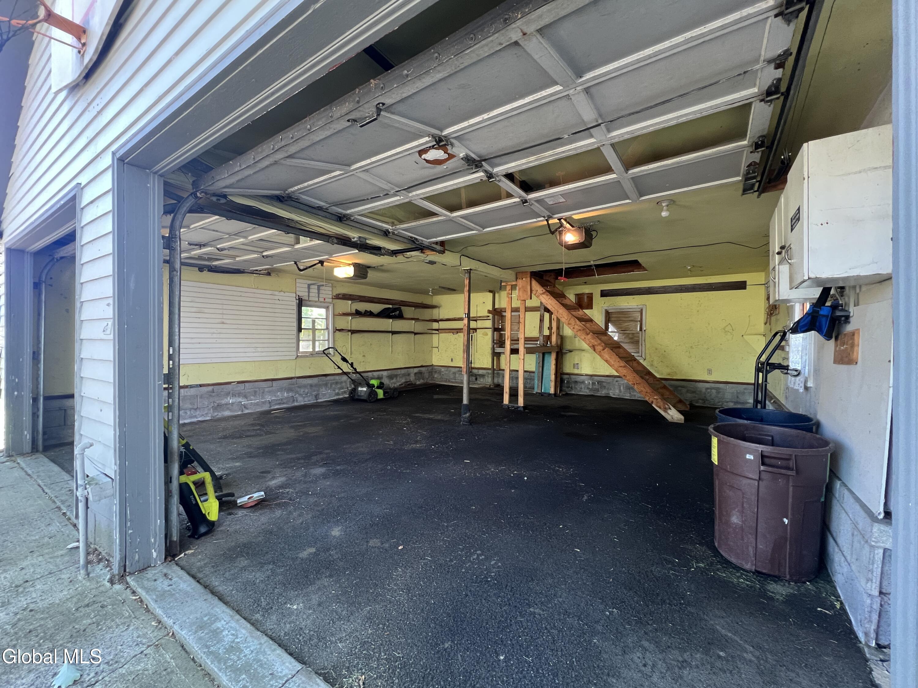 138 Eastholm Road Schenectady NY 12304