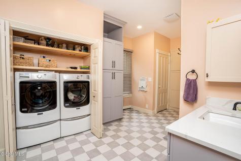 141 E Main Street Cambridge NY 12816