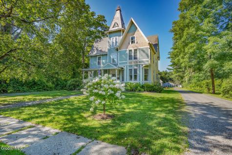 141 E Main Street Cambridge NY 12816